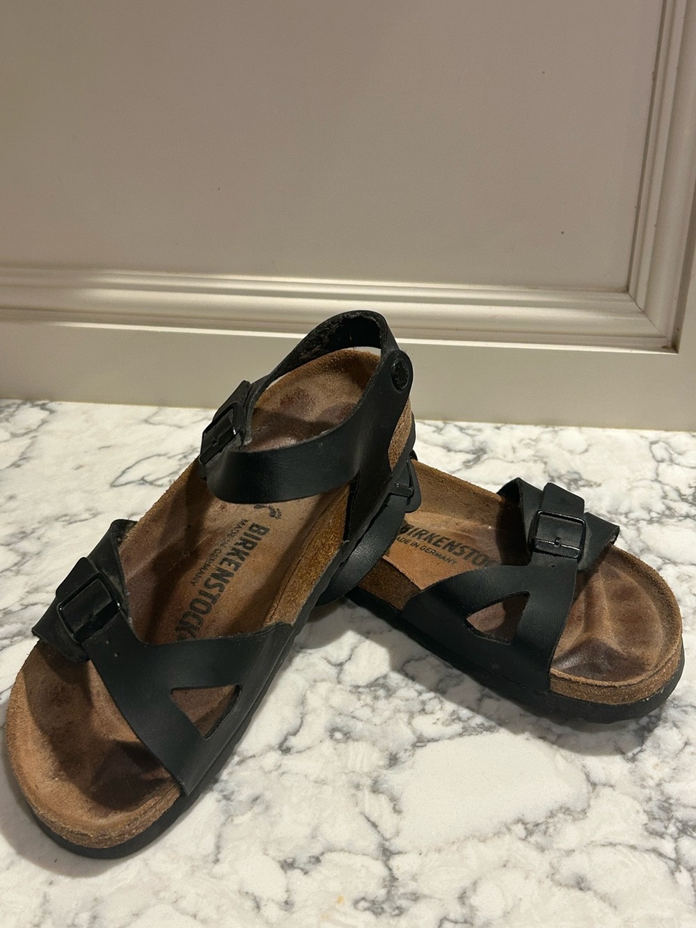 Black Rio Birkenstocks Sz 38 Size 7 - Picture 5 of 8